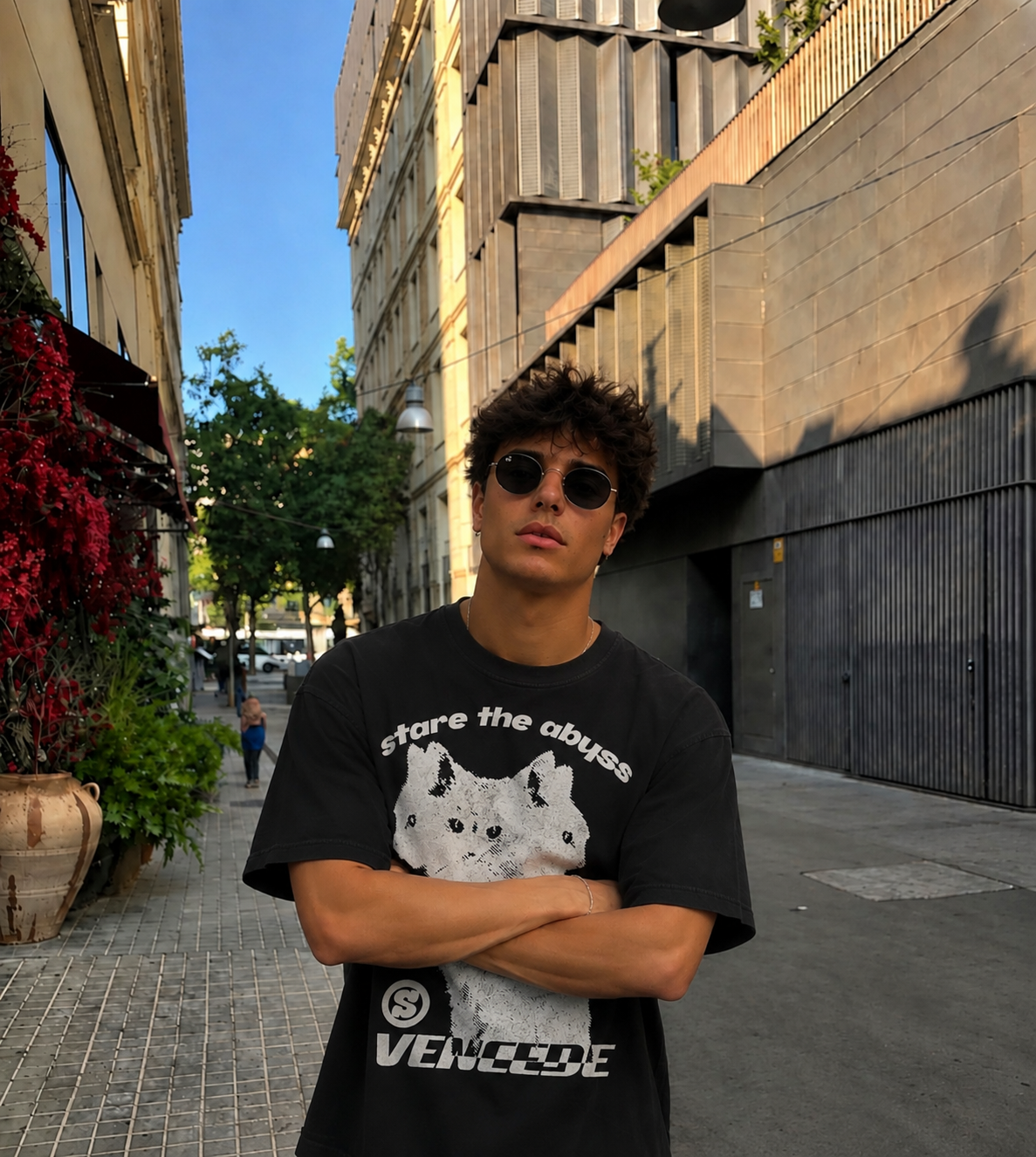Stare The Abyss Graphic Oversized T-Shirt – Black